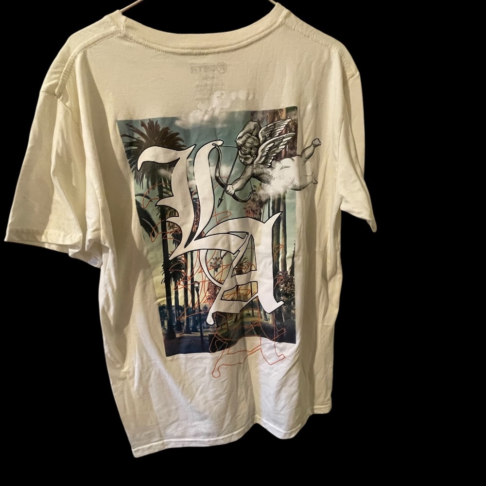 RGSTR Los Angeles California tshirt size Large EUC